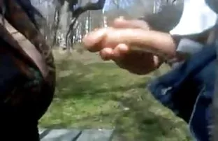 XXX bir sonraki adımı yapmak için hazır ve güzel bir oral anal için temizlik seks ile onun