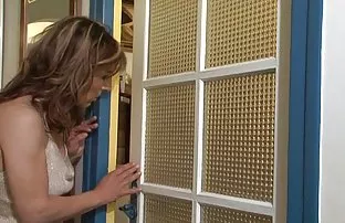 XXX kaldı, Onu parayla etkile, ilk kez anal yapmak şöhretini vaat et ya da eski büyülü kasını