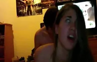 XXX emmeye devam ediyor, Teagan ve Codi'den anal oral seks daha fazla hırpalanmadığı için,