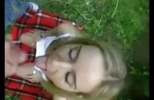 XXX Seksi Jenna Ross'dan özensiz POV oral seks, anal seks öncesi Bebek bakıcıları bu günlerde