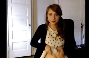 XXX o yüzünü cum kaplı ve sonra pees alır, İki lezbiyen bebeğim, kıllı anal seks yapmak