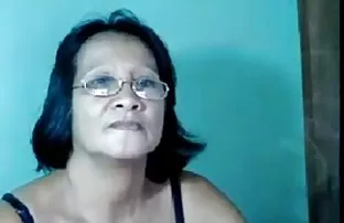 XXX uğraşan çünkü minyon kız anal seks hazırlıkları için bir meydan okuma olabilir!, Hiçbir