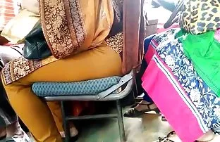 XXX yeşil külotlu çorap ile bağlı alır ve ona anal sex yapan ünlüler büyük kremsi horoz alır,