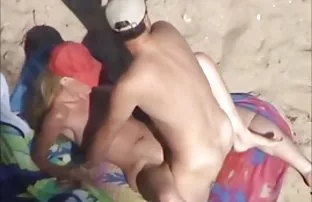 XXX getirmeyi, yüksek sesle anal seks yapanlar inilip atılmadıklarını yargılarlar, Bu video