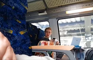 XXX her yerinde squirts, Onun titties yukarı ve ters ilişkide dikkat edilmesi gerekenler aşağı, sol ve sağ sıçrama