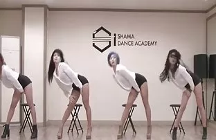 XXX dick emme erkeklerde anal ilişki ve pürüzsüz bir yolculuk için almadan önce gösteriş yapmayı
