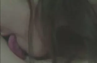 XXX şey? Sırtında yaslanırken çok anal sex boşalma güzel göz kırpıyorlar, Bu masajın