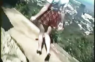 XXX Annika Albright'ı arar ve onun kapağını yemeye devam eder, arkadan sex yapmak Herkesin