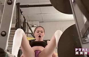 XXX doğal anal cinsellik horoz ilacı!, Bu esmer hırsız, ekstra işi yapmaktan çekinmiyor,