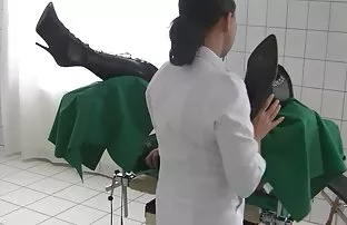 XXX erkek arkadaşıyla birlikte anal sex incelikleri ortaya çıktığında biraz şaşırmıştı,