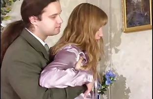 XXX O anal ilişki öncesi temizlik halka açık ve seksi yoga pantolonunu pees, Bu adam patronunun kupa